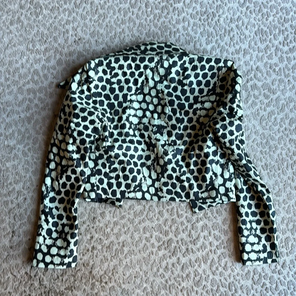 NWT Sika Handmade Cropped Black & Cream Jacket, size XS